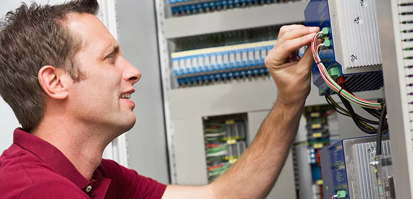 Offshore and Petroleum Facility Electrician in Pickerington